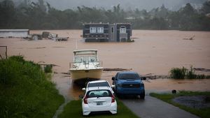 Badai Fiona Sebabkan Banjir dan Longsor di Puerto Rico