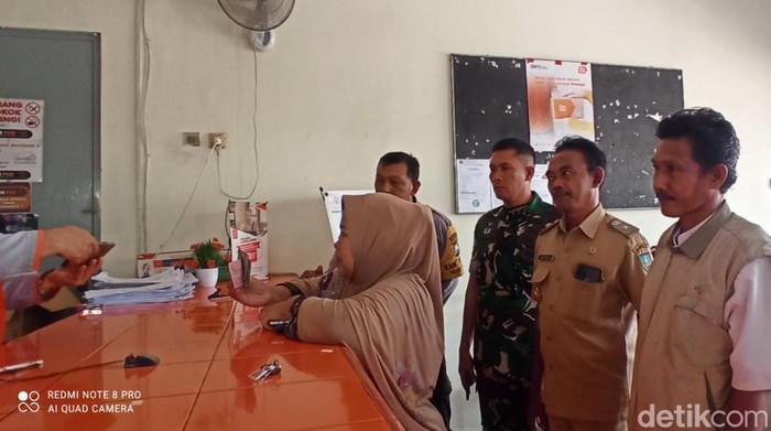 emak-emak di jombang tak terima blt bbm