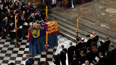 Terkini! Foto-foto Prosesi Pemakaman Ratu Elizabeth II