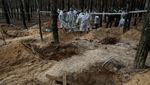 Horor! Ukraina Temukan Kuburan Massal Berisi Ratusan Mayat di Kota Izium