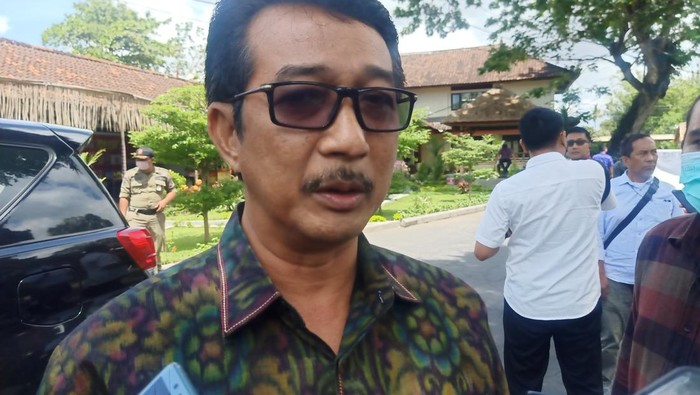 Kepala Dinas Pendidikan Kepemudaan dan Olahraga Provinsi Bali, KN. Boy Jayawibawa ketika ditemui di Art Center, Denpasar, Bali pada Senin (19/9/2022)