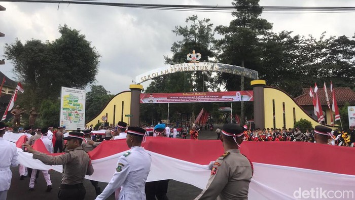 Kirab kebangsaan di Sukabumi.