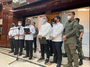 Mahfud Ungkap Dugaan Lukas Enembe Terlibat Kasus PON hingga Pencucian Uang