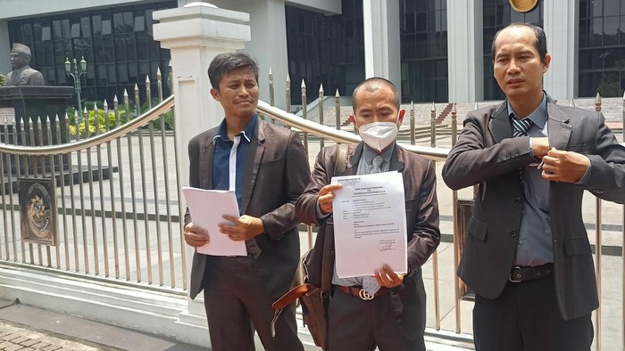 LBH Pelita Umat Datangi MA Gugat Kebijakan Kenaikan BBM