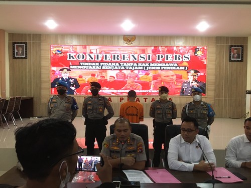 Mahasiswa yang membawa sajam jenis Belati asal kampus swasta di Kota Mataram diancam 10 tahun penjara, Senin (19/9/2022).