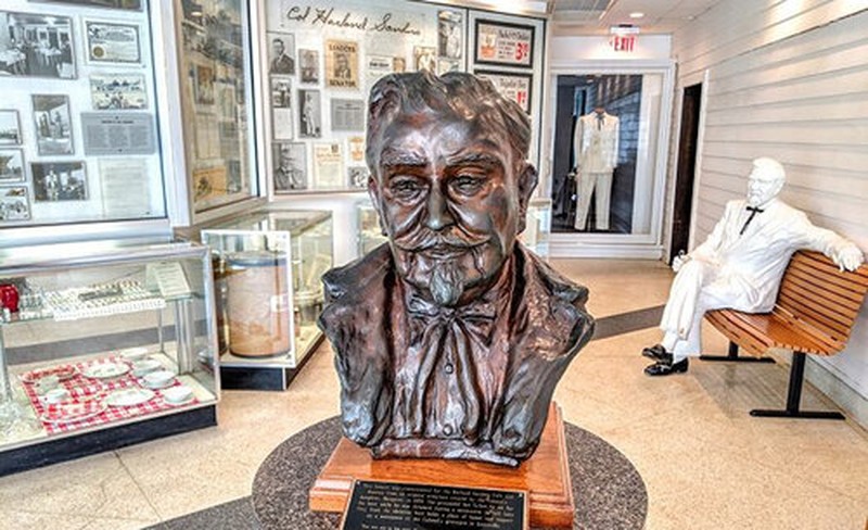 Museum Kolonel Sanders Museum Ini Memamerkan Perjalanan Kolonel Sanders, Pendiri dan Ikon KFC