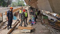 Pengamanan yang terus dilakukan Daop 1 Jakarta yakni berupa patroli kawasan dan pembersihan sisa bangunan yang telah di tertibkan. Foto: Dok. KAI Daop 1