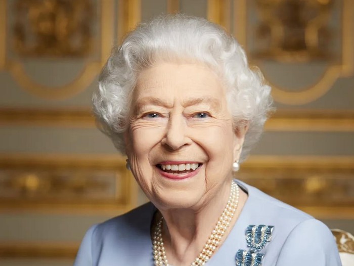 Ratu Elizabeth II Ratu Elizabeth II