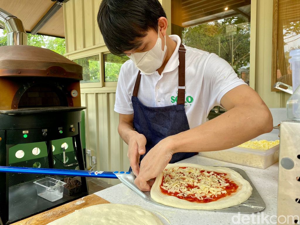Solo Pizza Artigianale: Menikmati Pizza Margherita Sourdough di Taman Asri