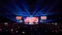 Super Junior sukses membuat fans terkesima dengan panggung penuh warna. Foto: (dok. SM Entertainment)