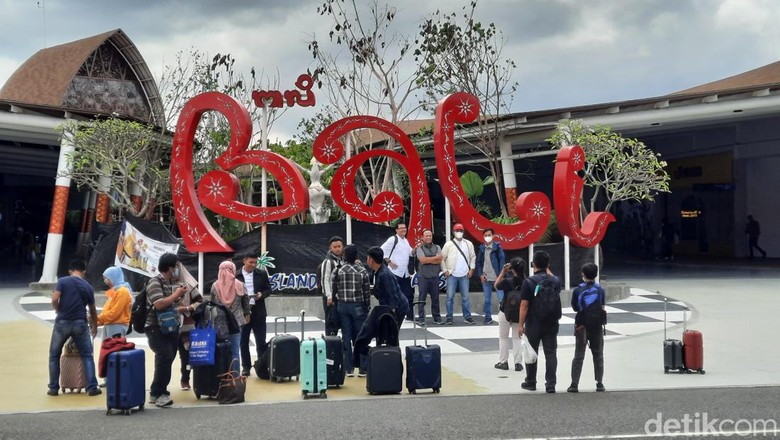 Wisatawan di Bali Wisatawan di Bali