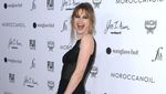 Adam Levine Main Hati Saat Behati Prinsloo Hamil