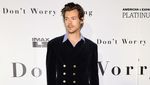 Momen Olivia Wilde dan Harry Styles Curi-curi Ngobrol