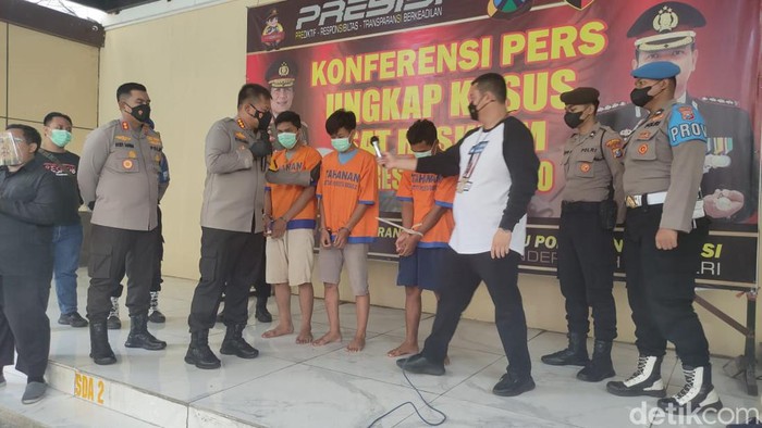 3 dari 4 tersangka penganiaya pelajar Sidoarjo saat ujian silat