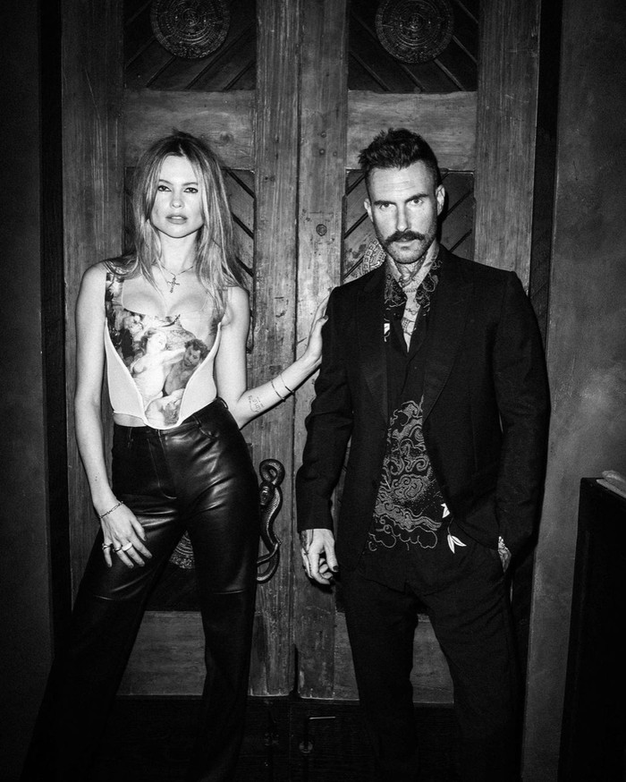 Adam Levine dan Behati Prinsloo Kompak Promosikan Bisnis Tequila Mereka