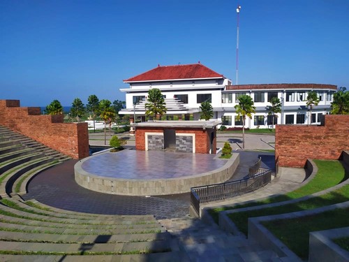 Anjungan Cerdas Rambut Siwi di Jalan Denpasar - Gilimanuk Yehembang Kangin, Kecamatan Mendoyo, Jembrana.