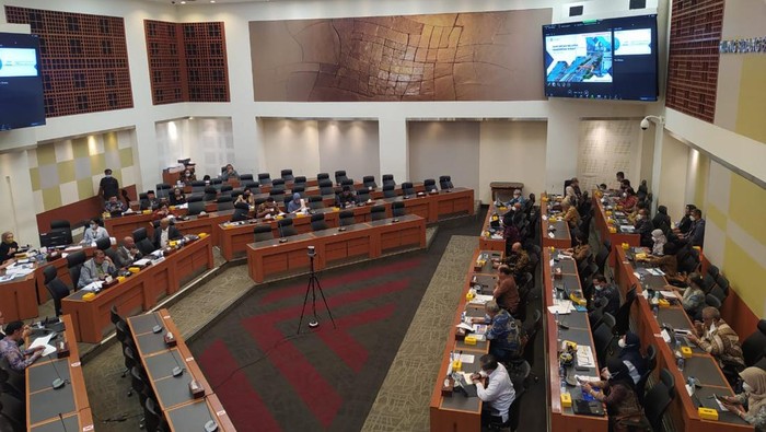 Banggar Rapat Bareng Kemenkeu