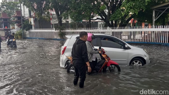 Banjir di Pekanbaru