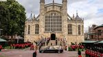 Momen Jenazah Ratu Elizabeth II Tiba di Kastil Windsor
