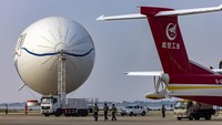 Kapal udara ini hasil inisiasi dari Kementerian Perindustrian dan Informasi Teknologi China dan dikembangkan oleh produsen pesawat terbesar China, Aviation Industry Corp of China (AVIC).
