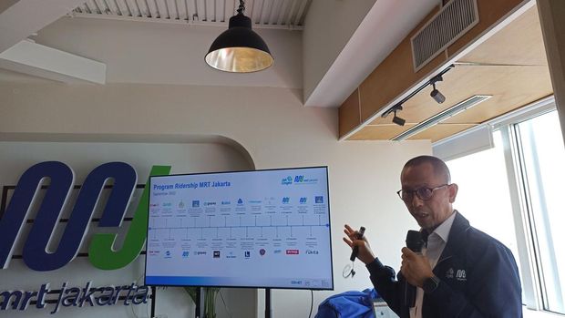Direktur Operasi dan Pemeliharaan MRT Jakarta Muhammad Effendi