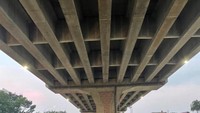 Flyover ini memiliki panjang 1,3 km dan lebar 19 meter, terdiri dari 4 lajur dan 2 jalur. Foto: Dok. Kementerian PUPR