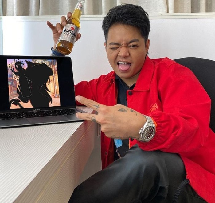 Mesranya Reza Arap dan Wendy Walters Saat Makan Warteg Berdua