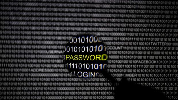 Isi UU Perlindungan Data Pribadi: Larangan, Sanksi dan Jenis Data