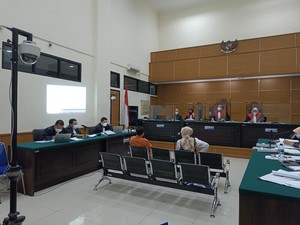 Saksi Ngaku Didikte Terdakwa Atur Pembagian Uang Korupsi SMKN 7 Tangsel
