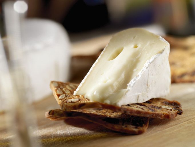 Keju rasa unik, ada goat cheese hingga brie.