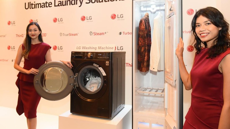 LG Electronics Indonesia memperkenalkan duet Styler dan mesin cuci pintar berteknologi pintar AI DD terbarunya, yang siap menjadi solusi lengkap perawatan pakaian modern.