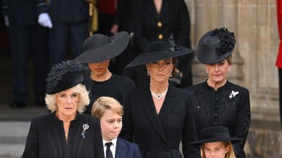 Jaga Jarak dari Kate Middleton, Meghan Markle Jadi Sorotan