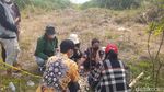 Momen Istri Tabur Bunga di TKP PNS Semarang Saksi Korupsi Ditemukan Tewas