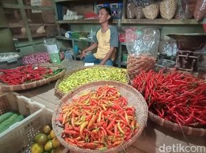 Pantauan Harga Sembako Terkini di Kudus, Cabai Setan Kian Meroket