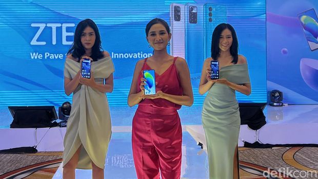 Peluncuran HP ZTE