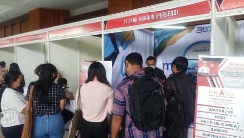 Suasana hari pertama pelaksanaan job fair di Gedung Dharmanegara Alaya, Lumintang, Denpasar pada Selasa (20/9/2022).