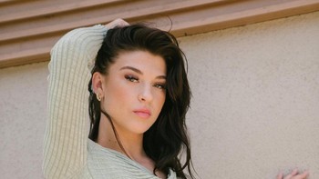 Saat ini, dia menempuh kuliah di kampus elit Stanford University seperti sang kakak, Jennifer. Foto: Instagram