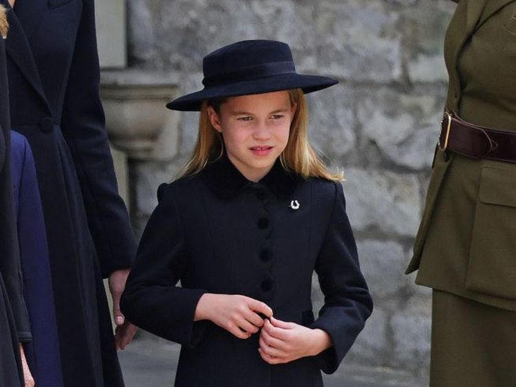 Foto Putri Charlotte, Anak Paling Kaya di Dunia, Umur 8 Kekayaannya Rp 77 T