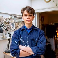 Samuel sendiri berada di urutan ke-29 pemegang takhta kerajaan Inggris. Foto: Instagram