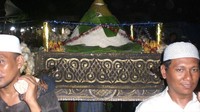 Kirab tumpeng agung/Foto: Jemmi Purwodianto/detikJatim