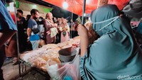 Pasar rakyat/Foto: Jemmi Purwodianto/detikJatim
