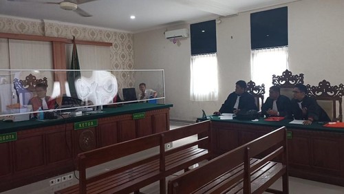 Sidang pembacaan surat dakwaan perkara dugaan korupsi LPD Ungasan dengan terdakwa Ngurah Sumaryana yang digelar secara daring di PN Denpasar, Selasa (20/9/2022).