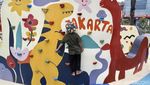 Dulu Kumuh, Taman di Blok M Jadi Keren dan Asyik buat Berfoto