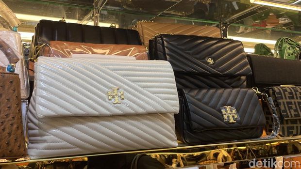 Tas branded KW