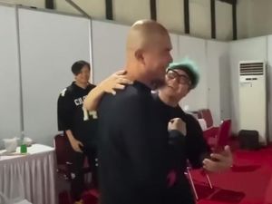 Klarifikasi Lengkap Thomas Banting Bass di Depan Ahmad Dhani