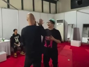 Arti Omongan Ahmad Dhani soal Thomas Marah Usai Banting Bass