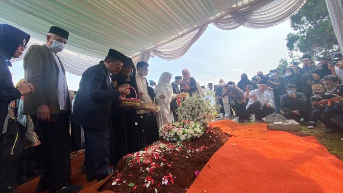 Wakil Menteri Agama RI Zainut Tauhid Saadi mengenang sosok Ketua Dewan Pers Azyumardi Azra.