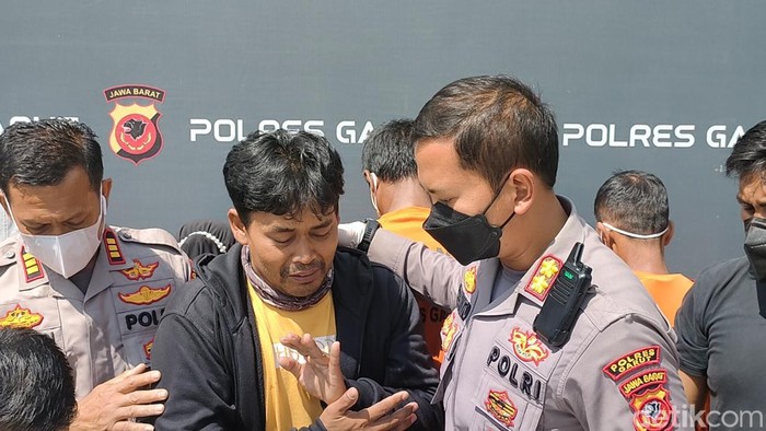 Warga Garut pemilik rumah yang dibongkar rentenir