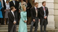Dalam wawancara dengan Good Morning Britain, Tom Parker Bowles juga mengatakan bahwa dirinya tidak merasa bagian dari keluarga Kerajaan Inggris. Ibu kami menikah, dia menjadi bagian dari itu. Kami hanya anak-anak biasa, kami berada di sisi yang lain, kata Tom. Foto: Getty Images