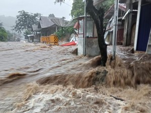 Banjir Bandang Terjang Pasaman Barat, Dua Rumah Hanyut